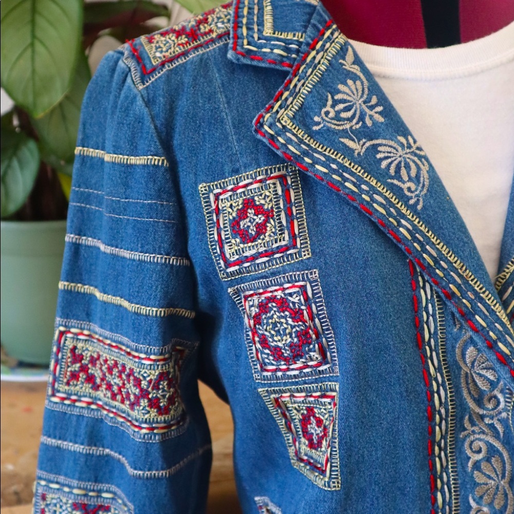 Vintage Embroidered Jean jacket